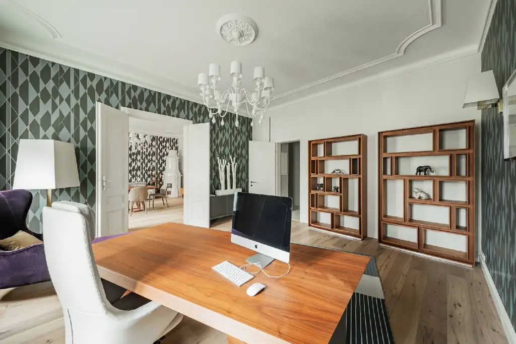 Vollmöblierte Luxus Altbauwohnung gegenüber Palais Liechtenstein