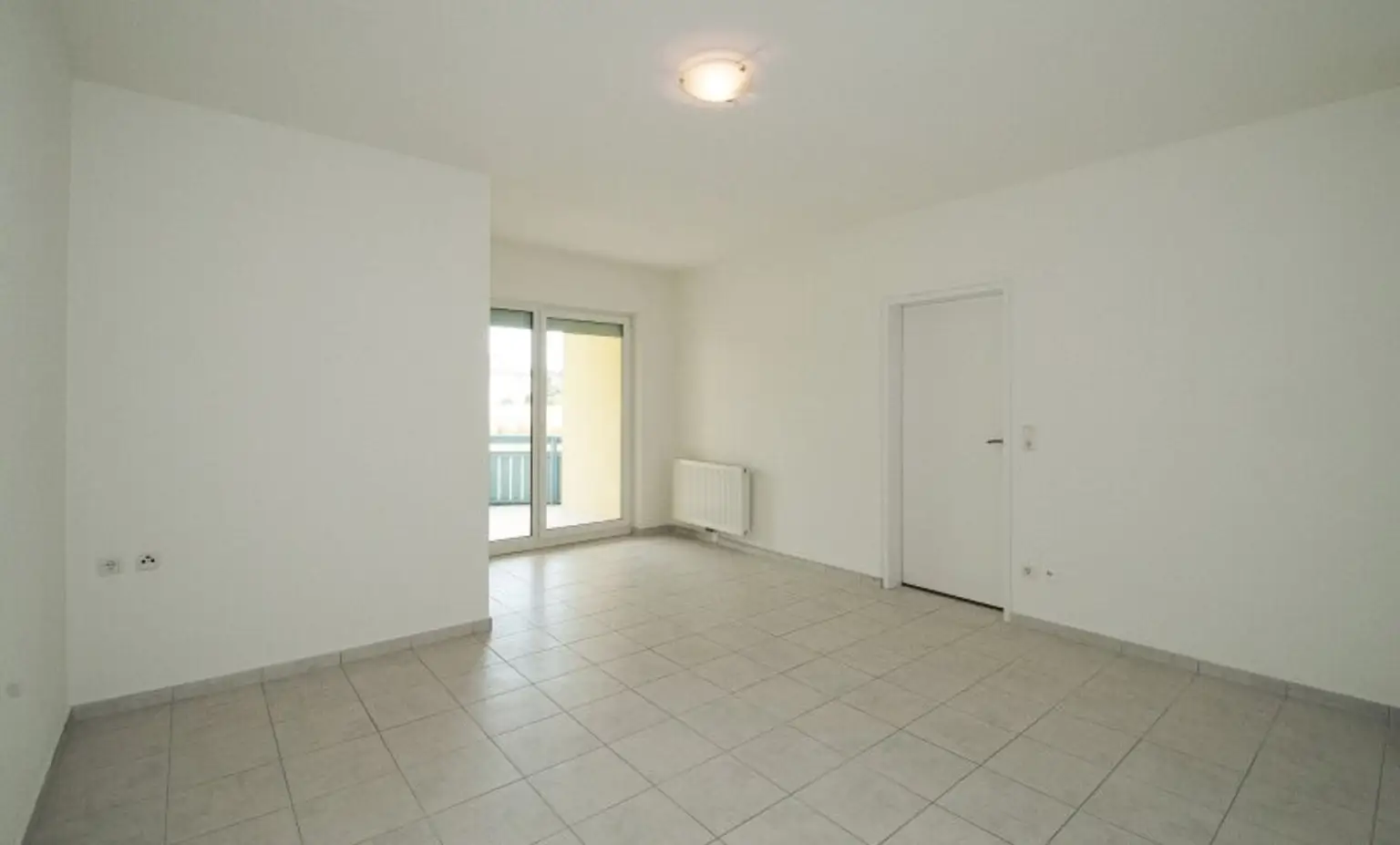 Mietwohnung (202) 62 m² mit Küche und Loggia / Balkon 9,54 m² Vermietung direkt vom Eigentümer keine Provision