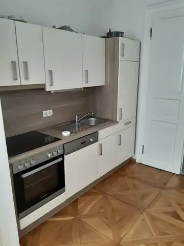 Provisionsfrei: 2-Zimmer-Altbau-Wohnung in Bestlage St. Leonhard zwischen UNI und LKH ab 01.10.2026