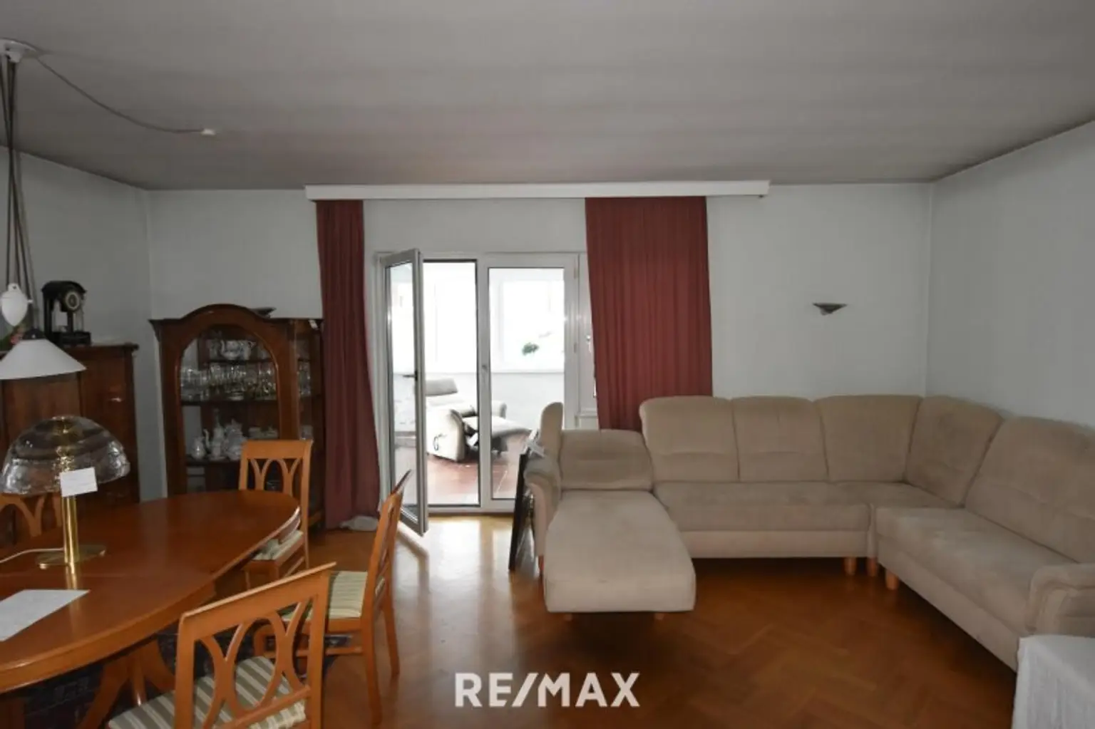 Wohnzimmer Wohnung 1 OG