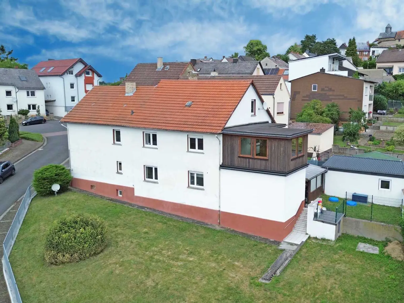 Straßenansicht