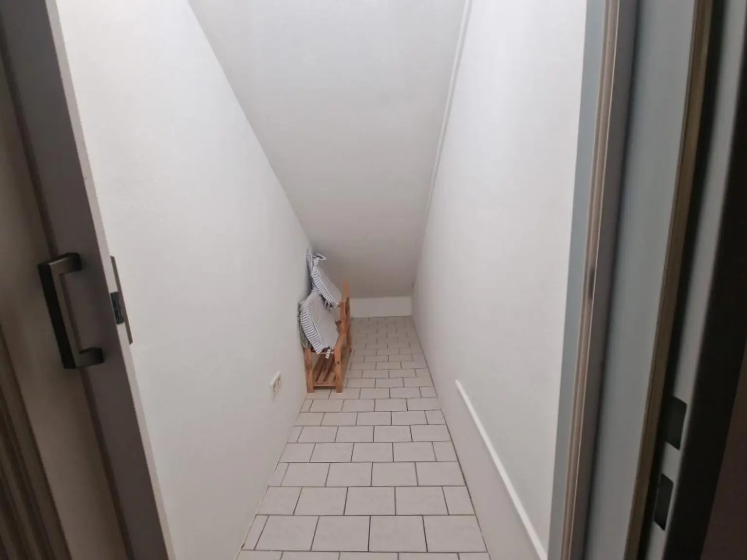 Golfer und Thermenliebhaber aufgepasst! Entzückende ruhige Terrassenwohnung mit Reihenhauscharakter.