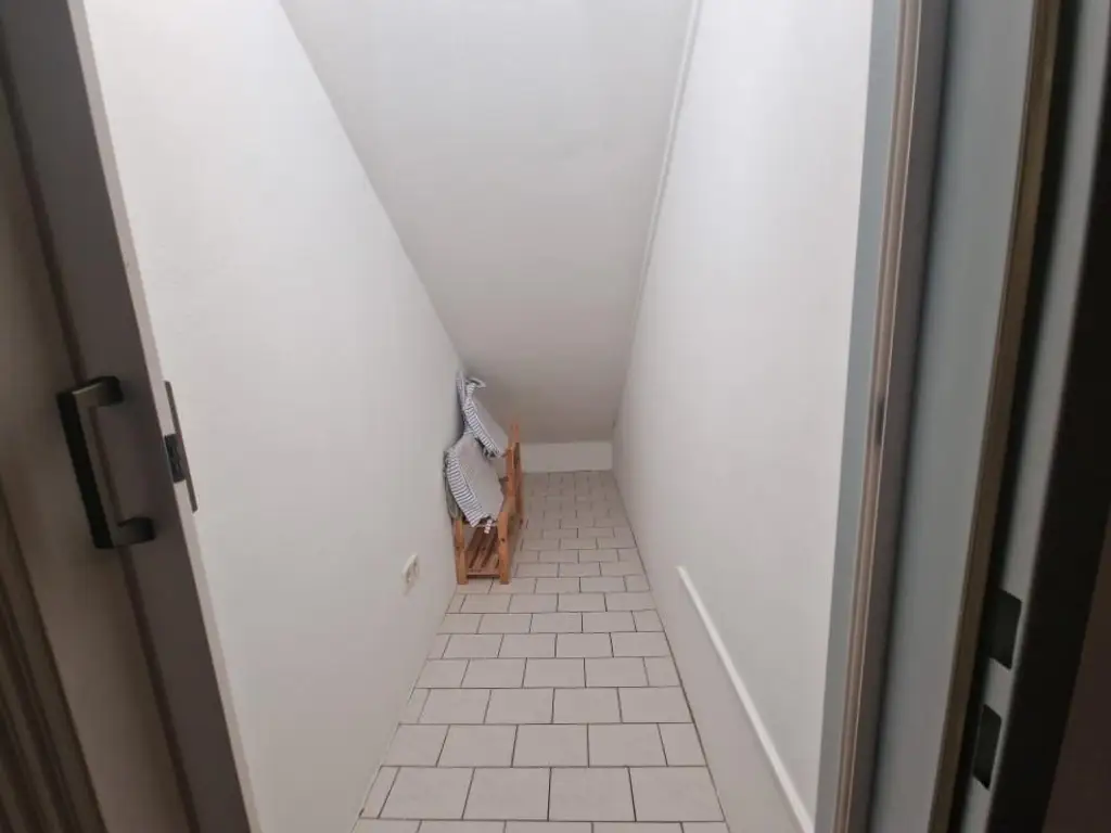 Golfer und Thermenliebhaber aufgepasst! Entzückende ruhige Terrassenwohnung mit Reihenhauscharakter.