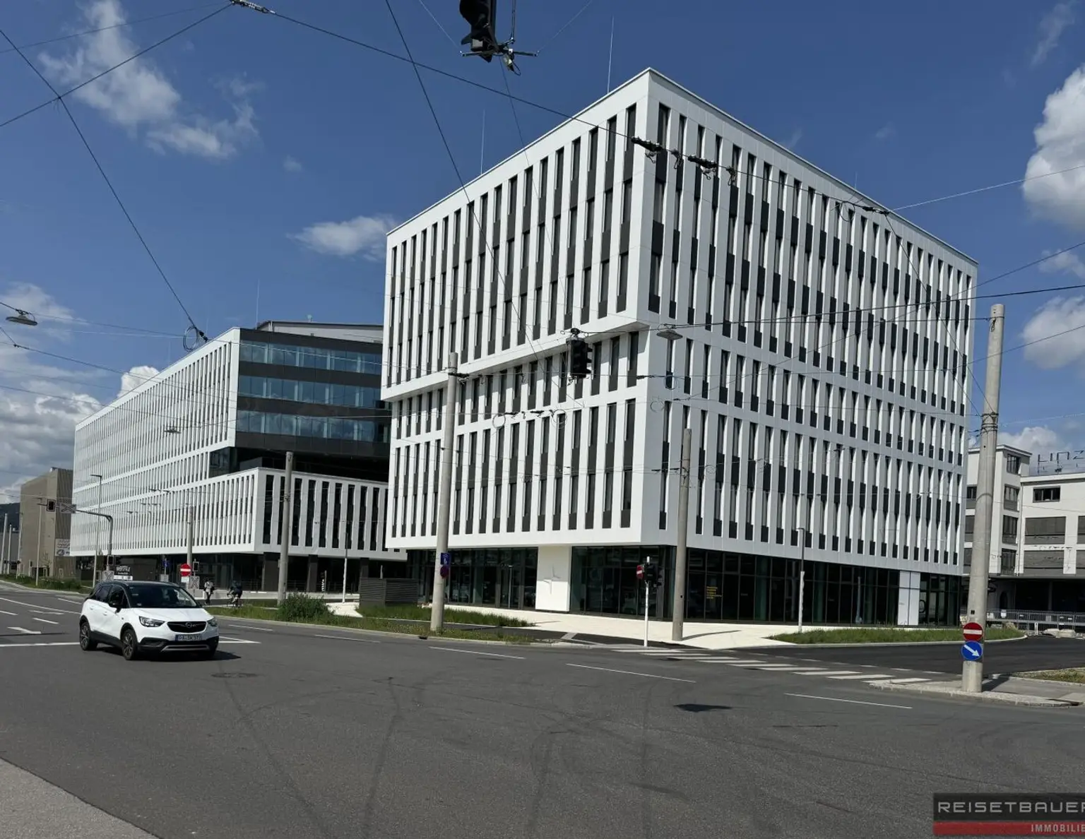 DAS HAFENPORTAL I 1030 m² BÜROFLÄCHE IM 4.OG