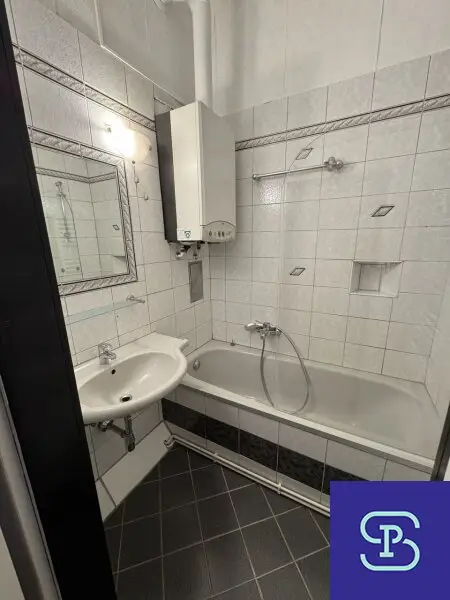 Provisionsfrei: Schöner 80m² Altbau mit Einbauküche und Lift - 1090 Wien