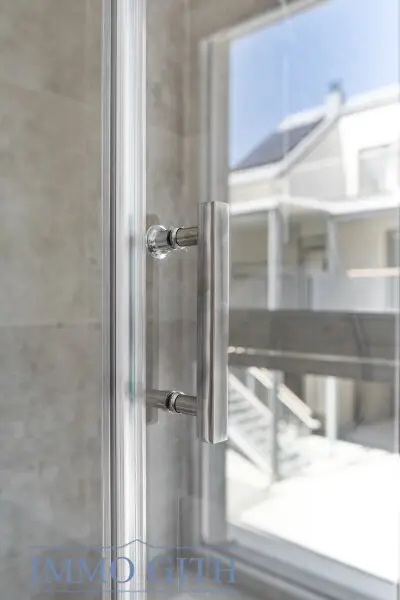 EXKLUSIVES TOWNHOUSE MIT GARTEN, PV-ANLAGE & DESIGNAUSSTATTUNG ZU KAUFEN – WIEN DIREKT VOR DER TÜR