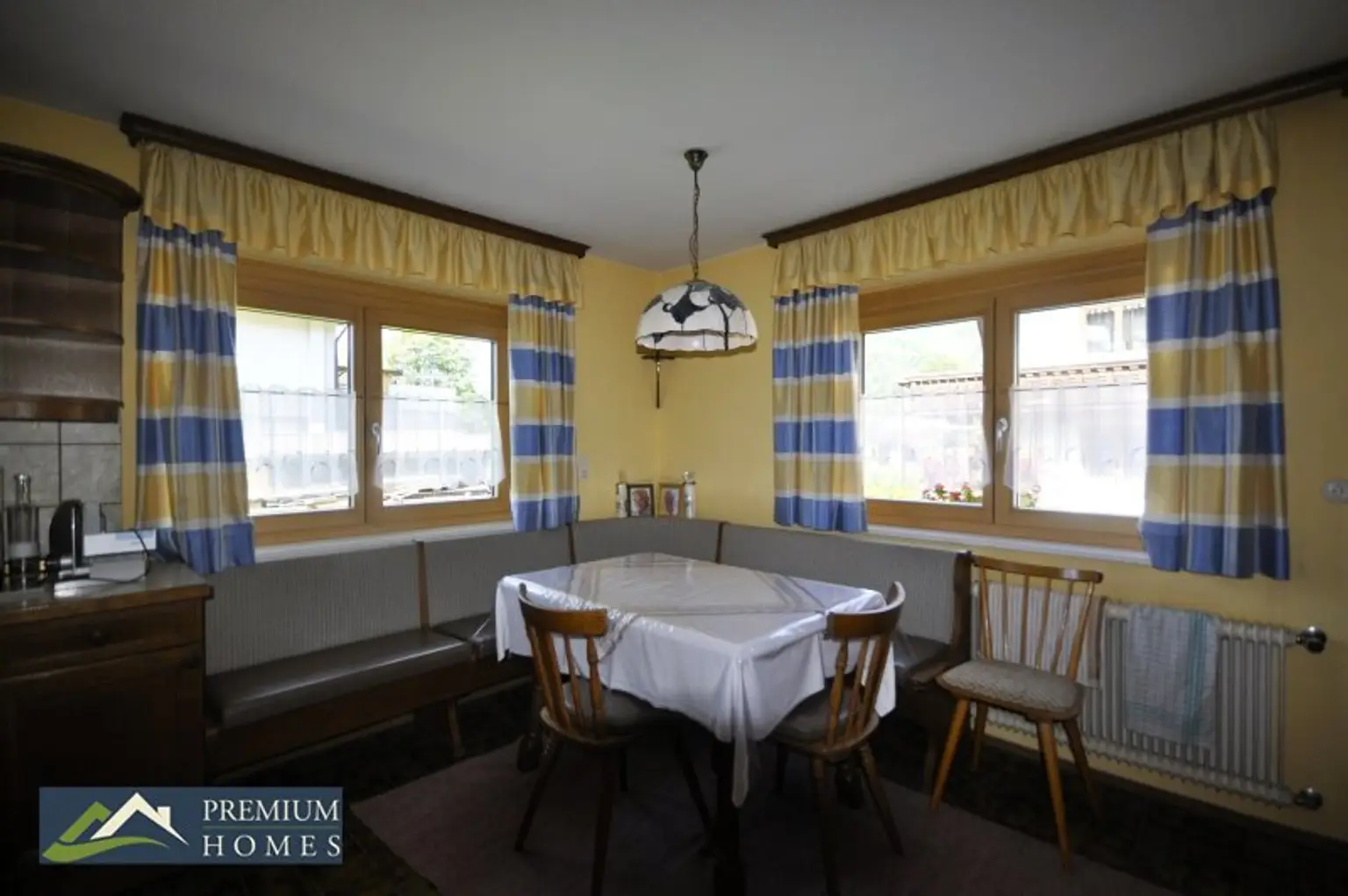 BREITENBACH am Inn - Küche mit Esstisch