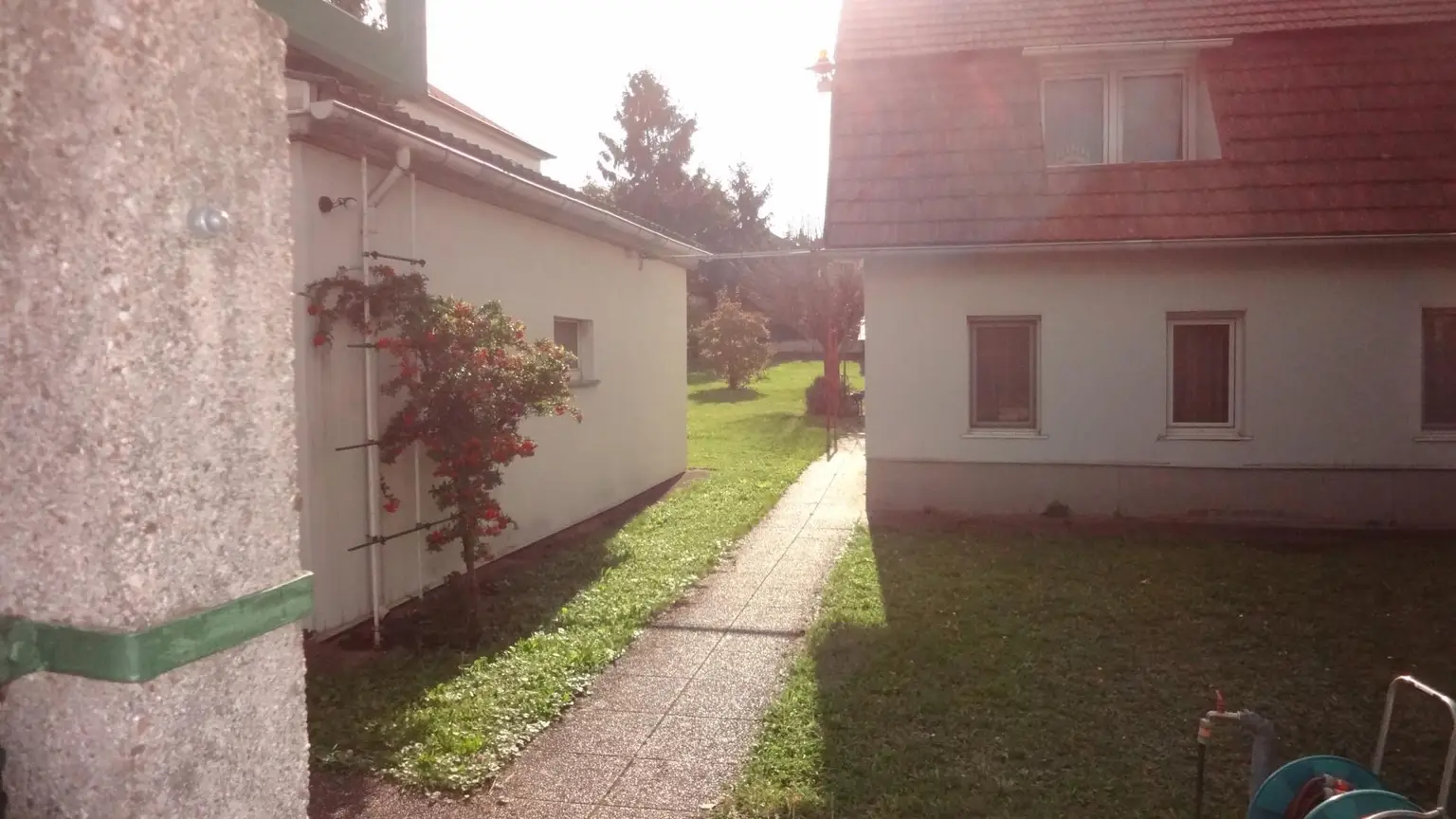 Grundstück mit Altbestand in attraktiver Wohngegend in Oberlaa !