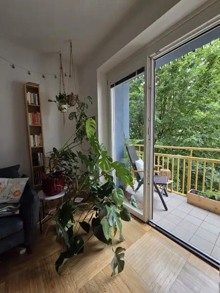 Westseitige Balkonwohnung mit toller Raumanordnung in Hofruhelage