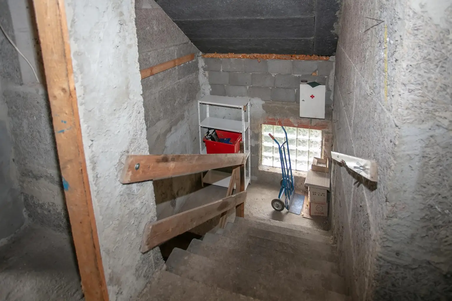 Treppe ins DG
