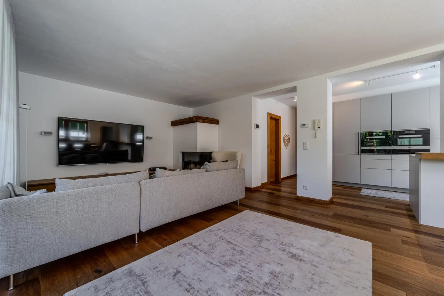 Schicke, exklusive Gartenwohnung in ruhiger Sonnenlage