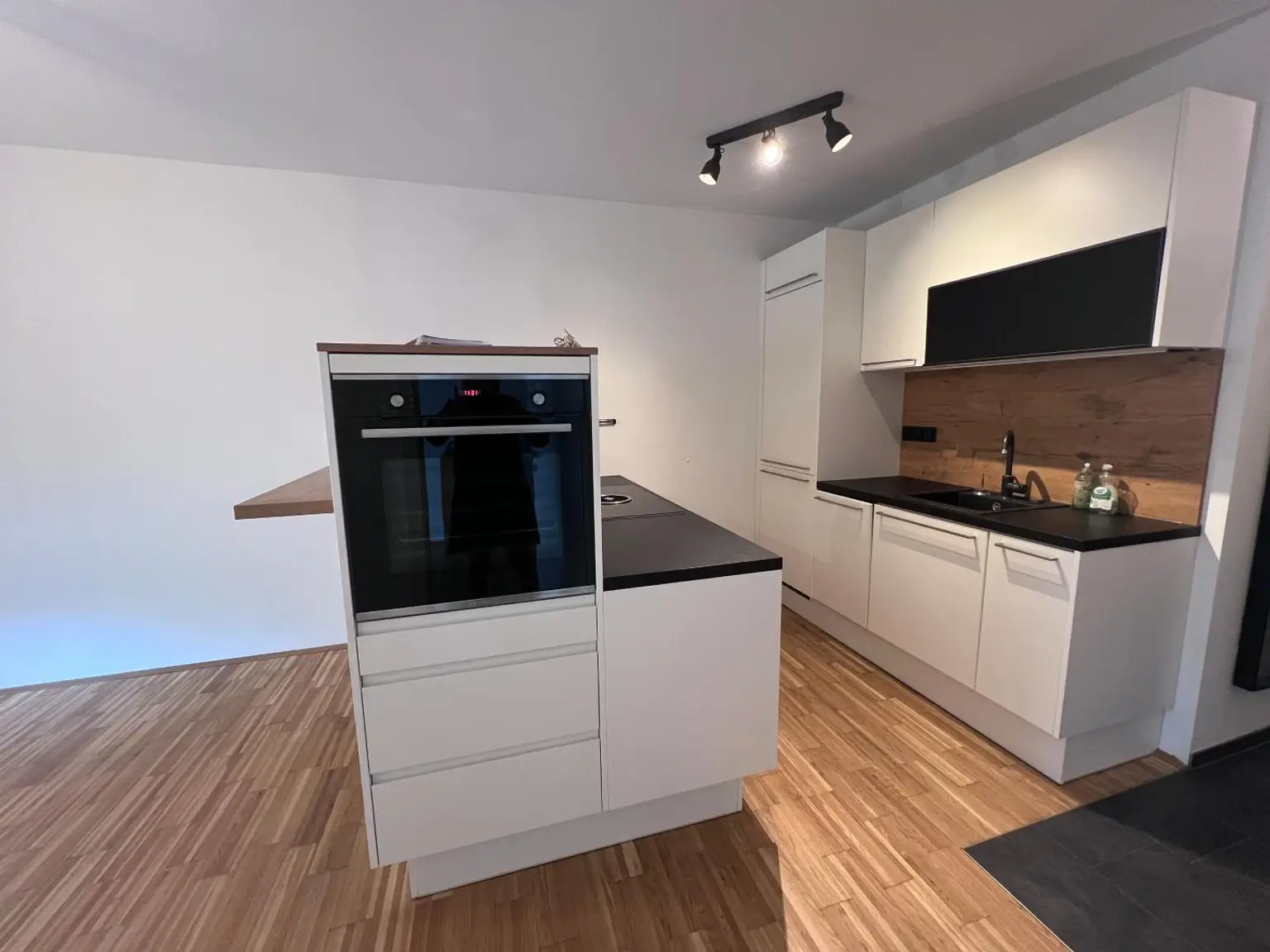 Moderne Single-Wohnung mit Gartenidylle in Graz