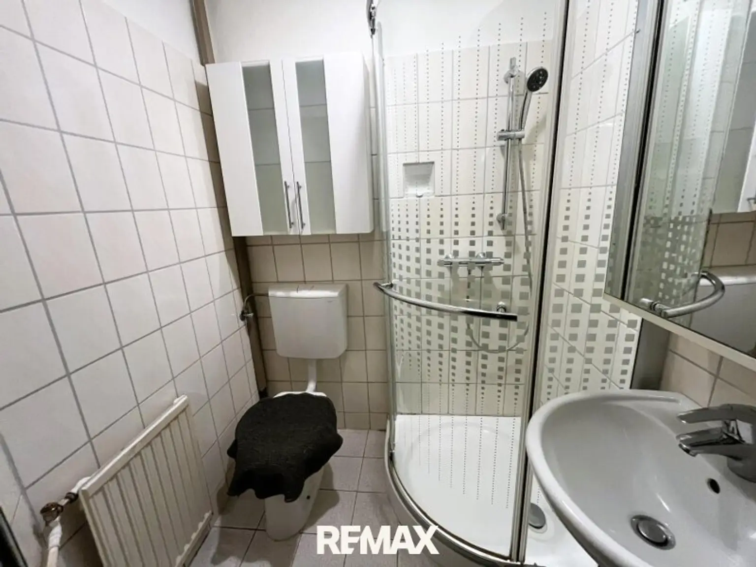 Erdgeschoss - Badezimmer