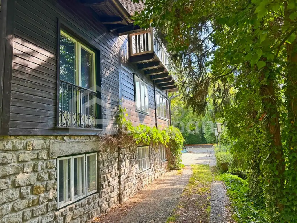 Uriges Landhaus - Traumlage - plus  Pool - Grundfläche 1.594 m² - Renovierung und Schönheitsreparaturen sind erforderlich, dennoch sofort beziehbar!