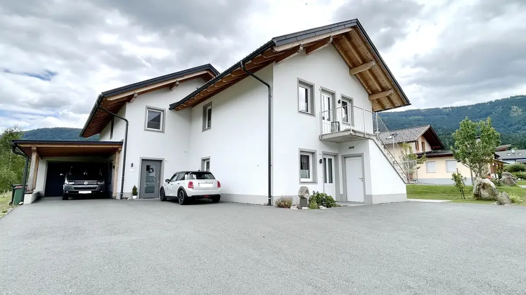 Exklusives Luxusdomizil mit zwei Mietwohnungen!