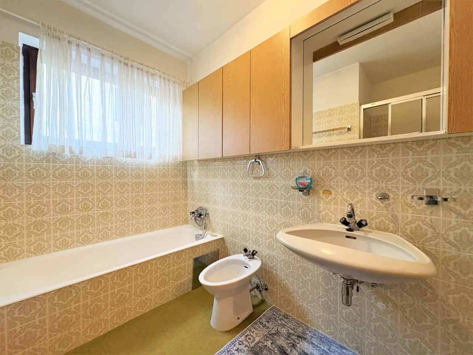 Wohnhaus in ruhiger Siedlungslage