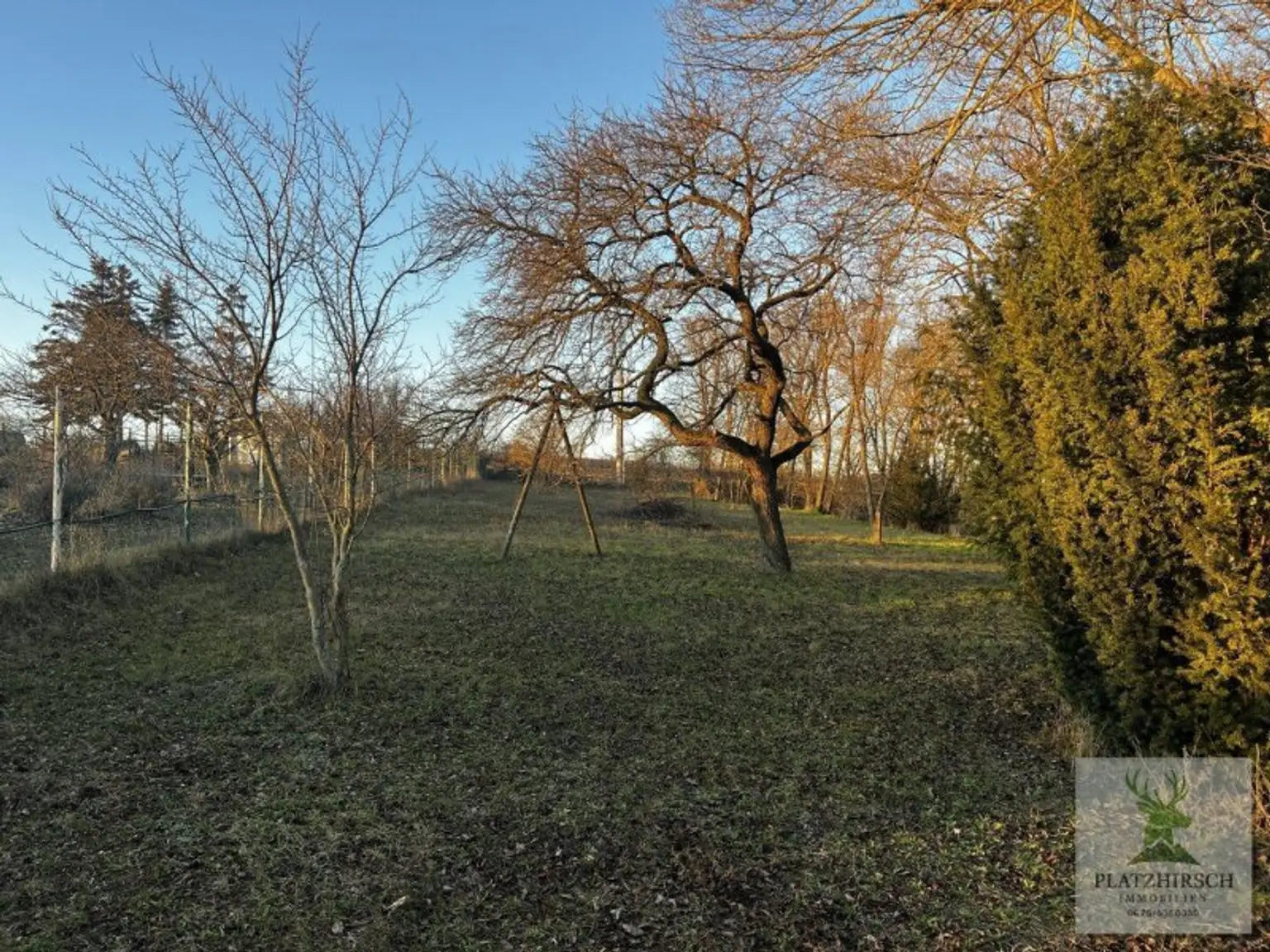 Einzigartiges Liebhaberobjekt mit toskanischem Flair, riesigem Garten, herrlichem Wintergarten, in Prottes - 35 Min von Wien - 8 Minuten von Gänserndorf