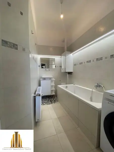 TOP-LAGE! Sonnige 3 Zimmer Altbau im 4. Liftstock