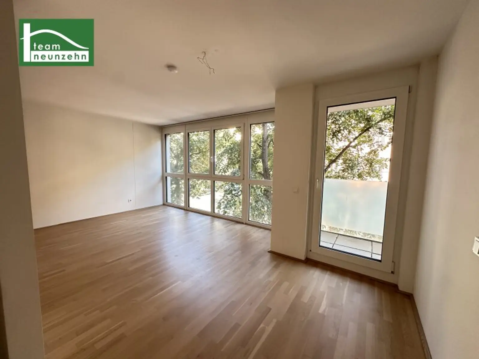 Hell und modern! Top 2-Zimmer Wohnung nahe U6, Millennium City und Donau! Ab sofort!