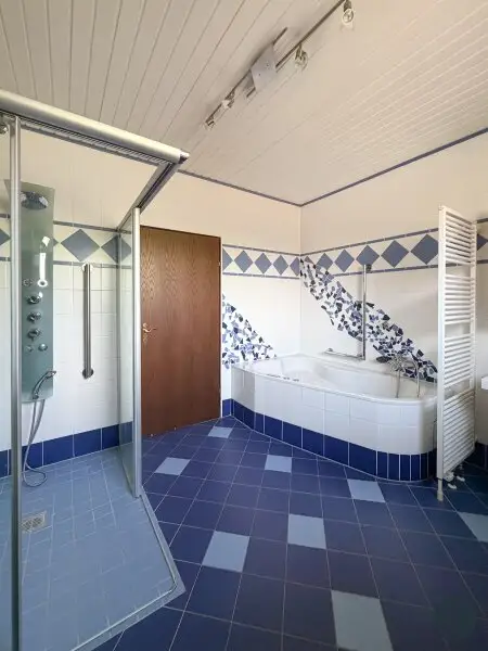 Wohnen nahe Tulln: Gepflegtes Haus mit Pool, Terrasse und guter Wien-Anbindung
