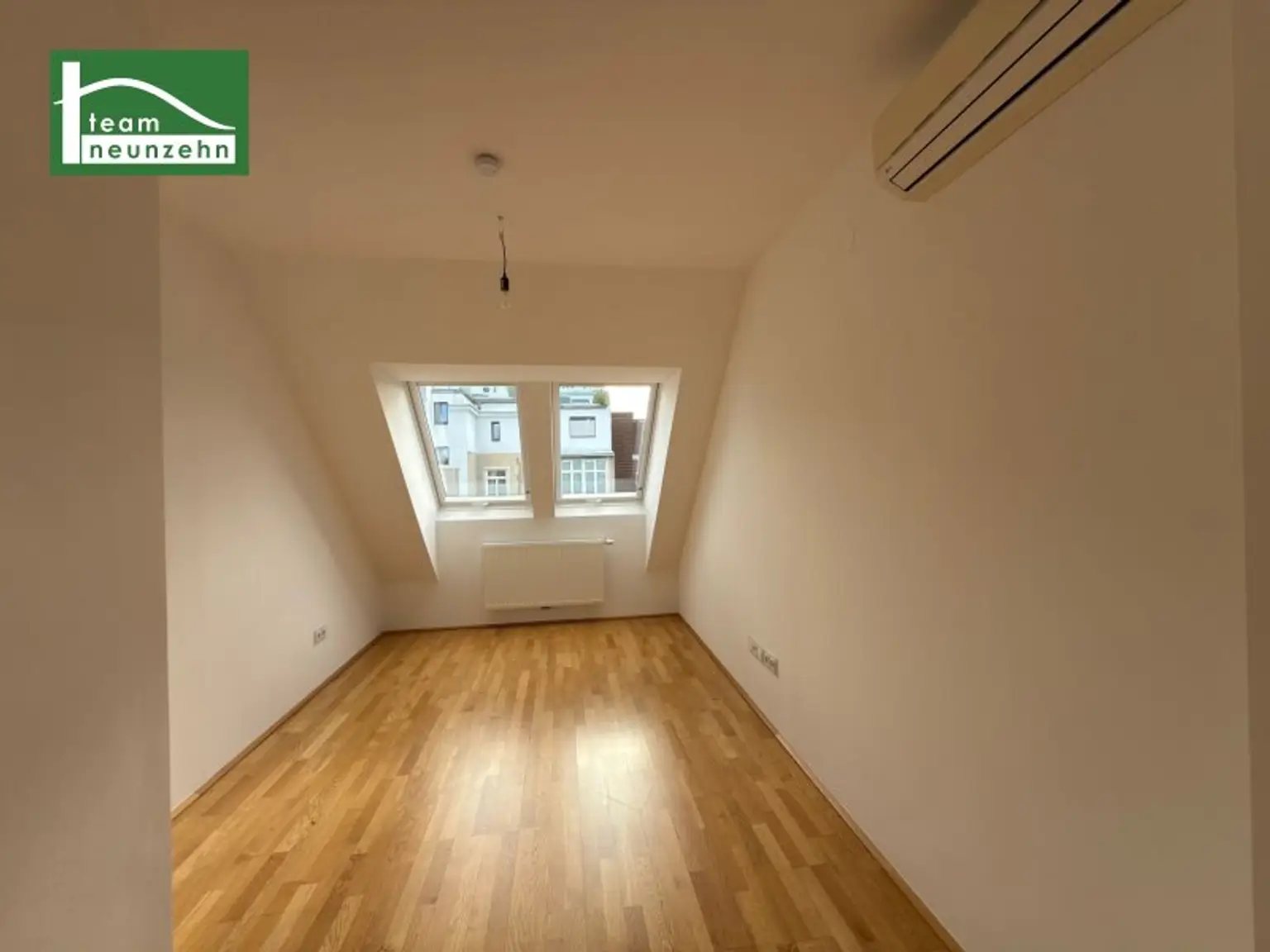 Exklusive 4-Zimmer-Wohnung in Bestlage beim Rochusmarkt ab sofort verfügbar *Inkl Küche*