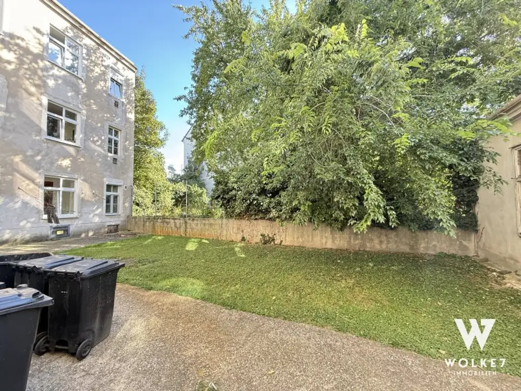 Sanierungsbedürftige Wohnung in Innenhoflage mit 3 Zimmern und 76 m²