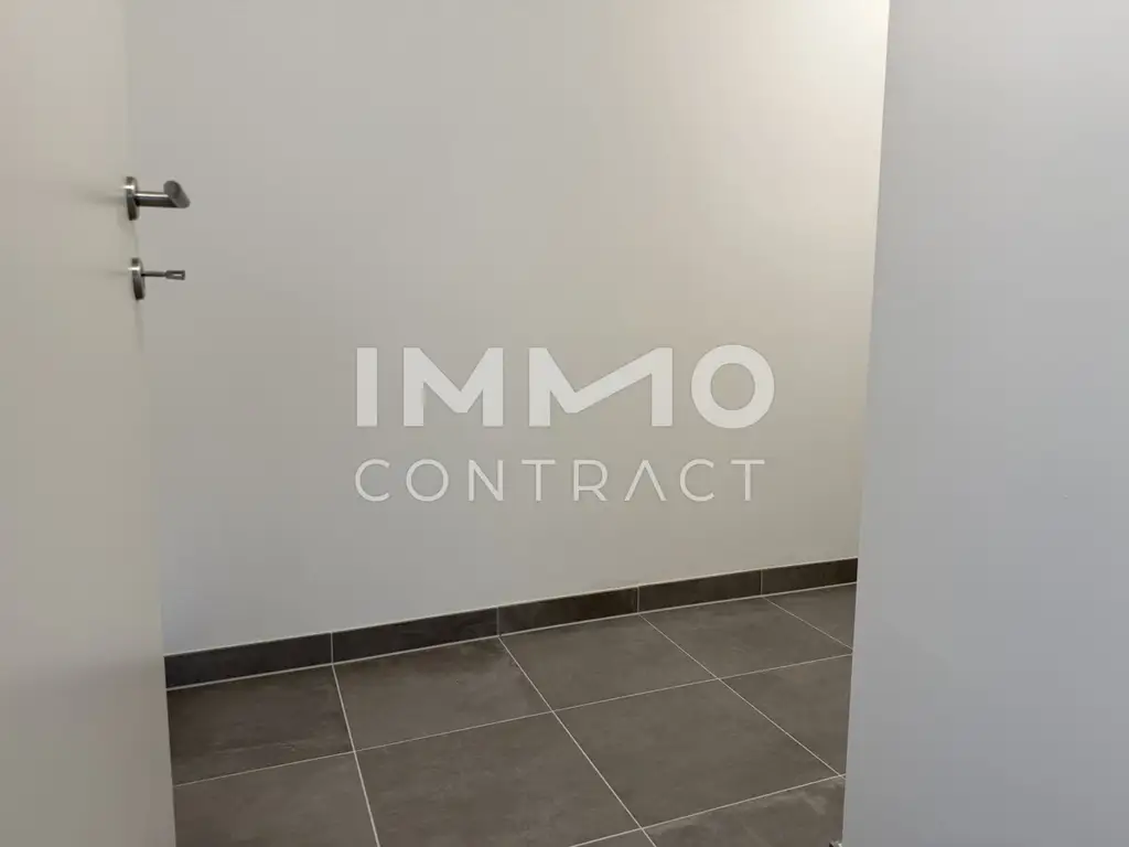 EDI N° 7 - Helle 3 - Zimmer - Wohnung zum wohlfühlen mit Loggia