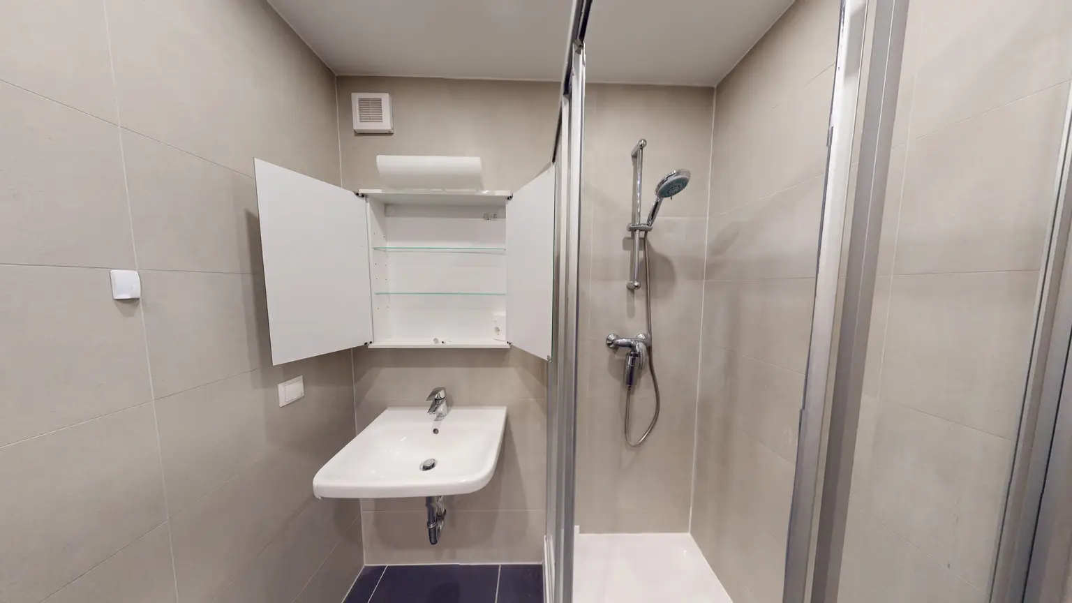 Charmante 2-Zimmer-Wohnung mit Balkon und Grünblick in 1130 Wien!