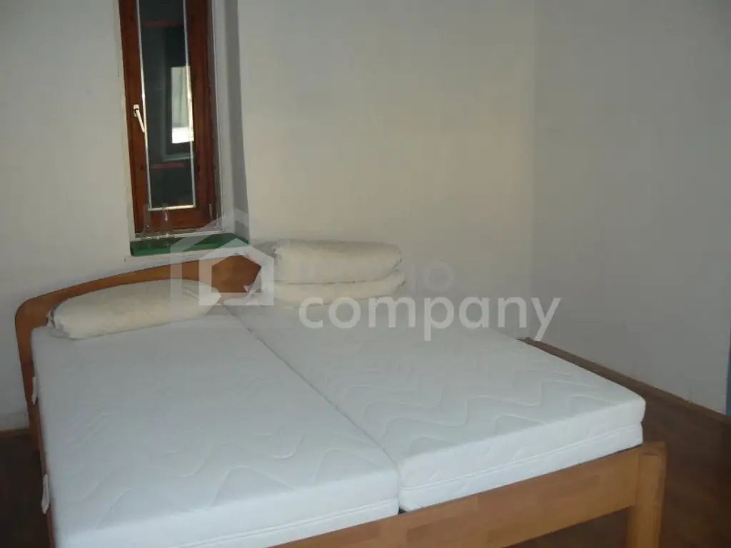 Einfamilienhaus in Großkadolz: Sanierungsbedürftig, 110m² für nur 72.000€!