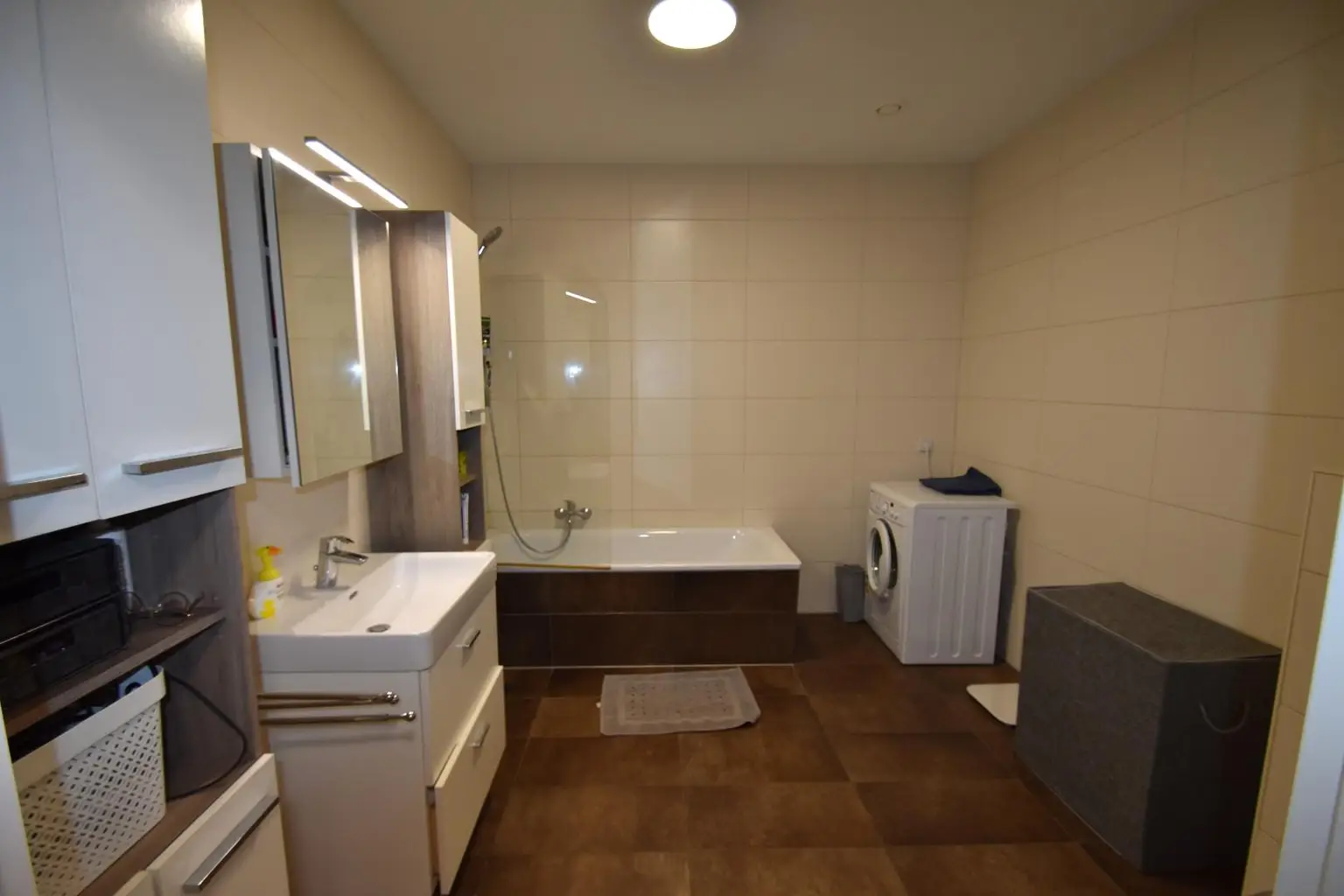 Moderne und barrierefreie Wohnung - mit Garten und Carportstellplatz