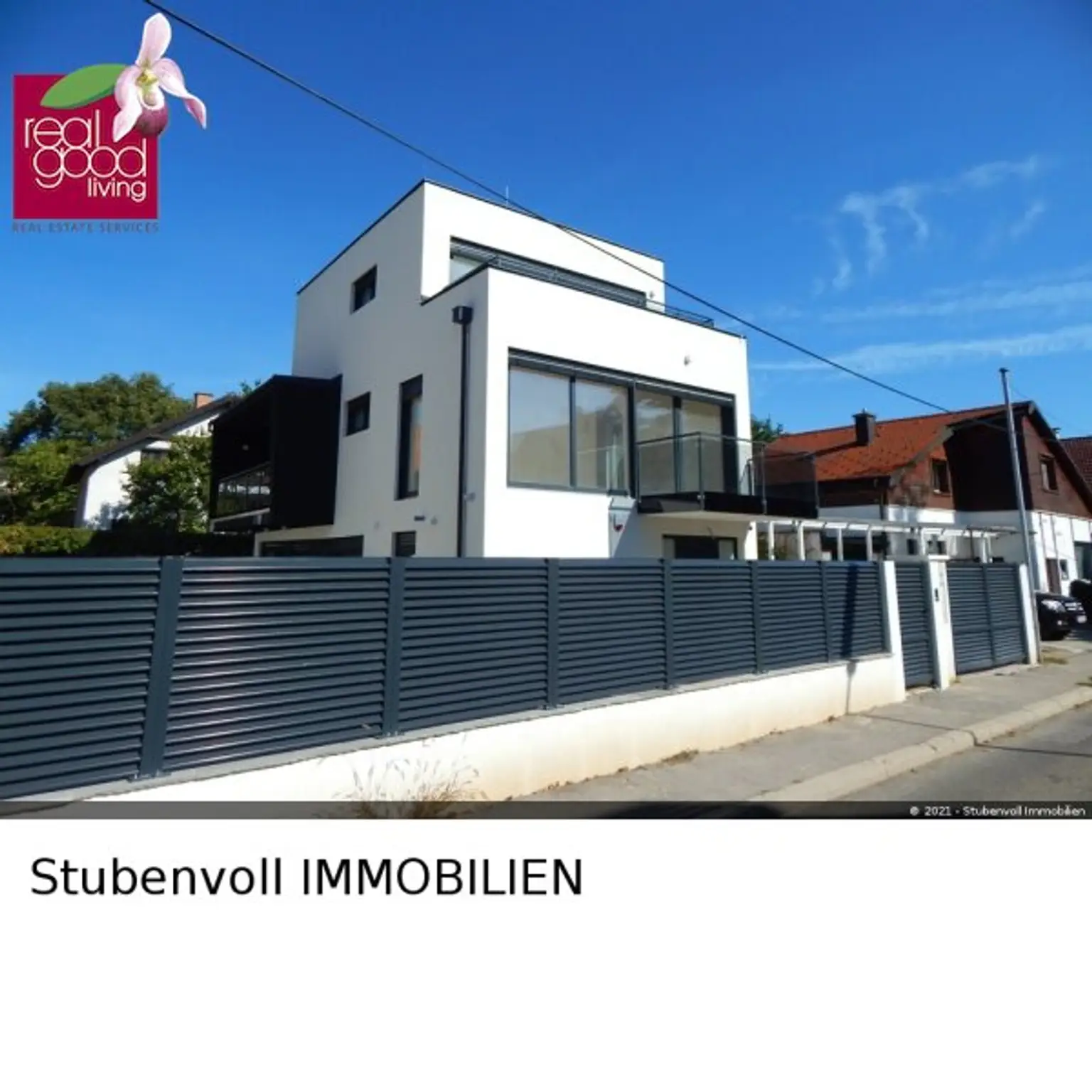 PROVISIONSFREI – Villa mit Pool, voll unterkellert – mit Top-Ausstattung