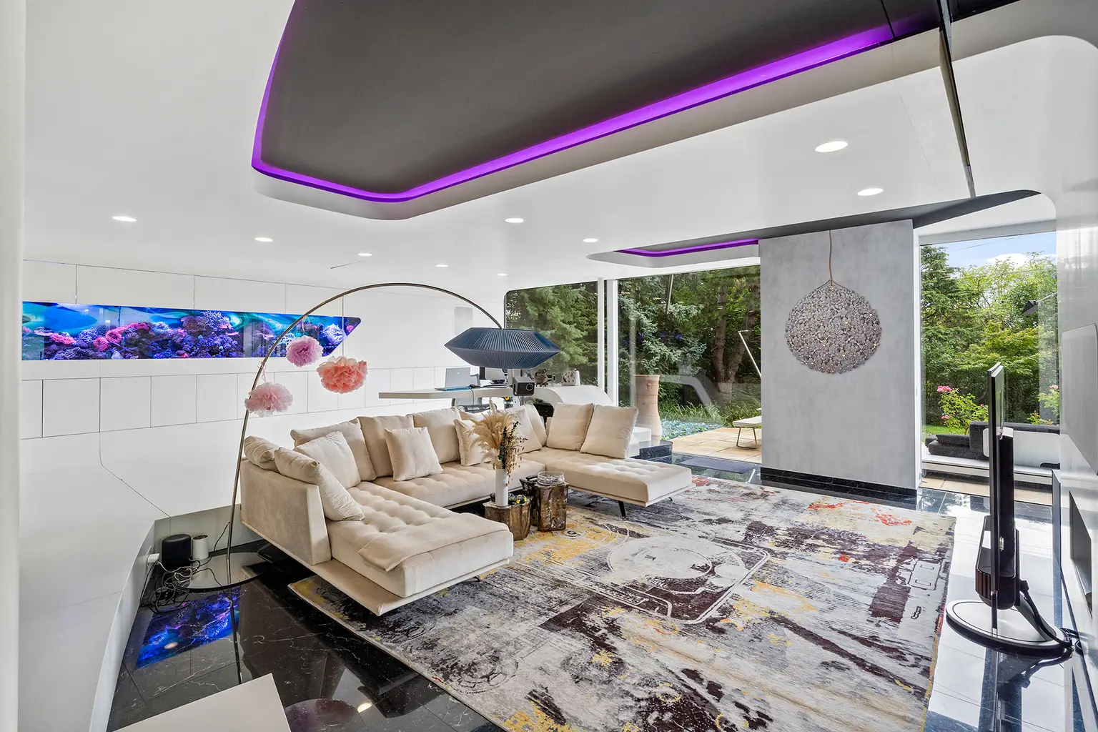 Außergewöhnlich futuristische Architektur mit "WOW"-Effekt und Indoor Pool in Liesing – The White Pearl