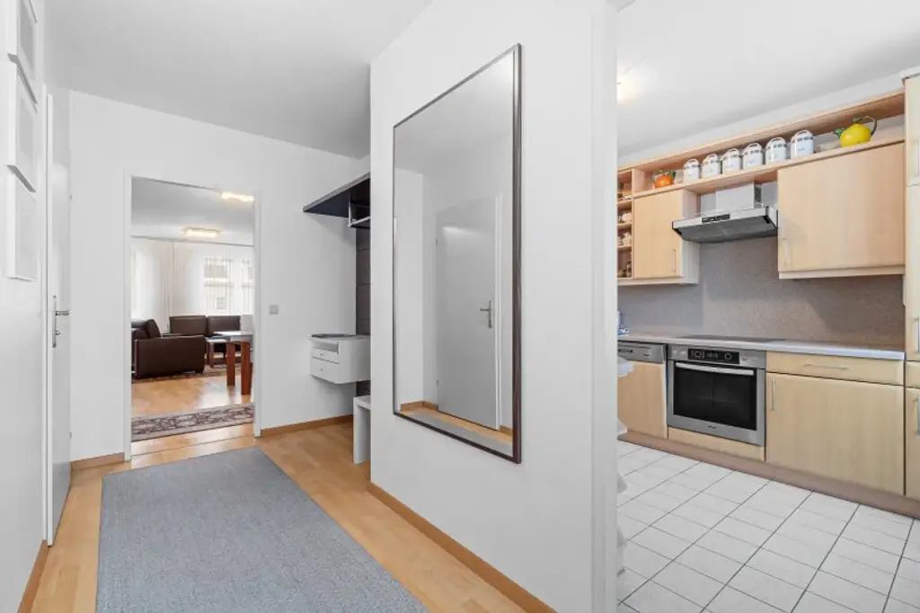 Helle, geräumige 4-Zimmerwohnung  in 1030 Wien - zentral gelegen und sofort verfügbar!