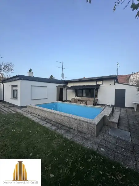 Wohnen wie im Urlaub Haus mit 2 Zimmer, Pool und ca 300m2 Garten