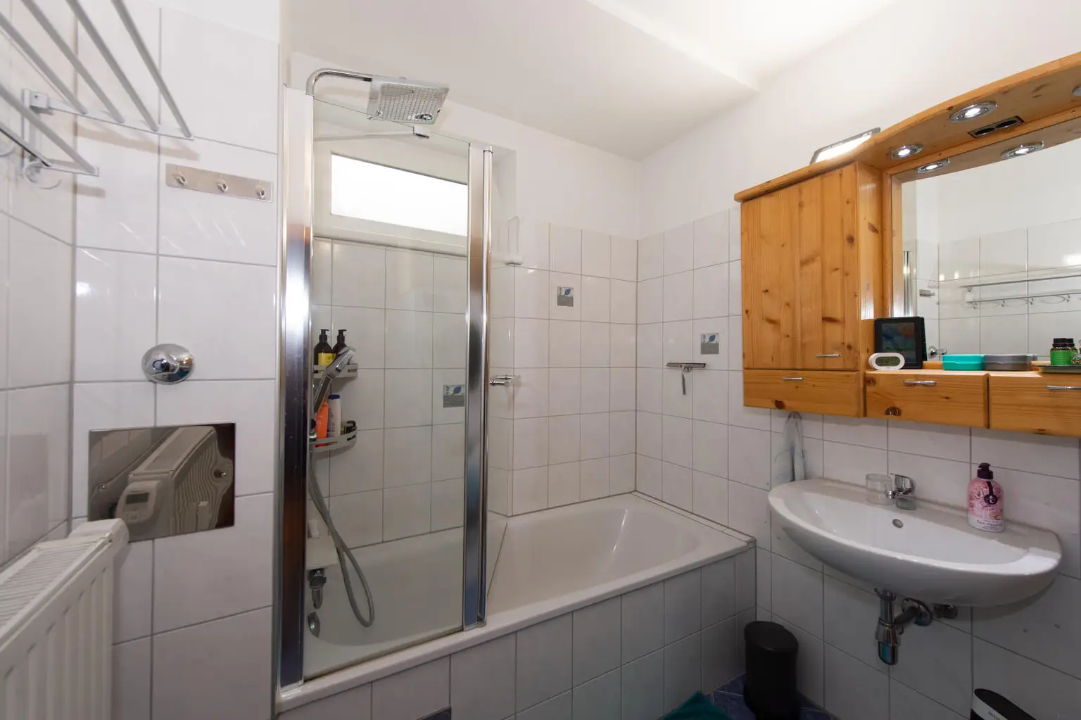 Eigentumswohnung mit vielen Vorzügen – Loggia-Balkon, moderner PV-Anlage & Smart-Home-System!