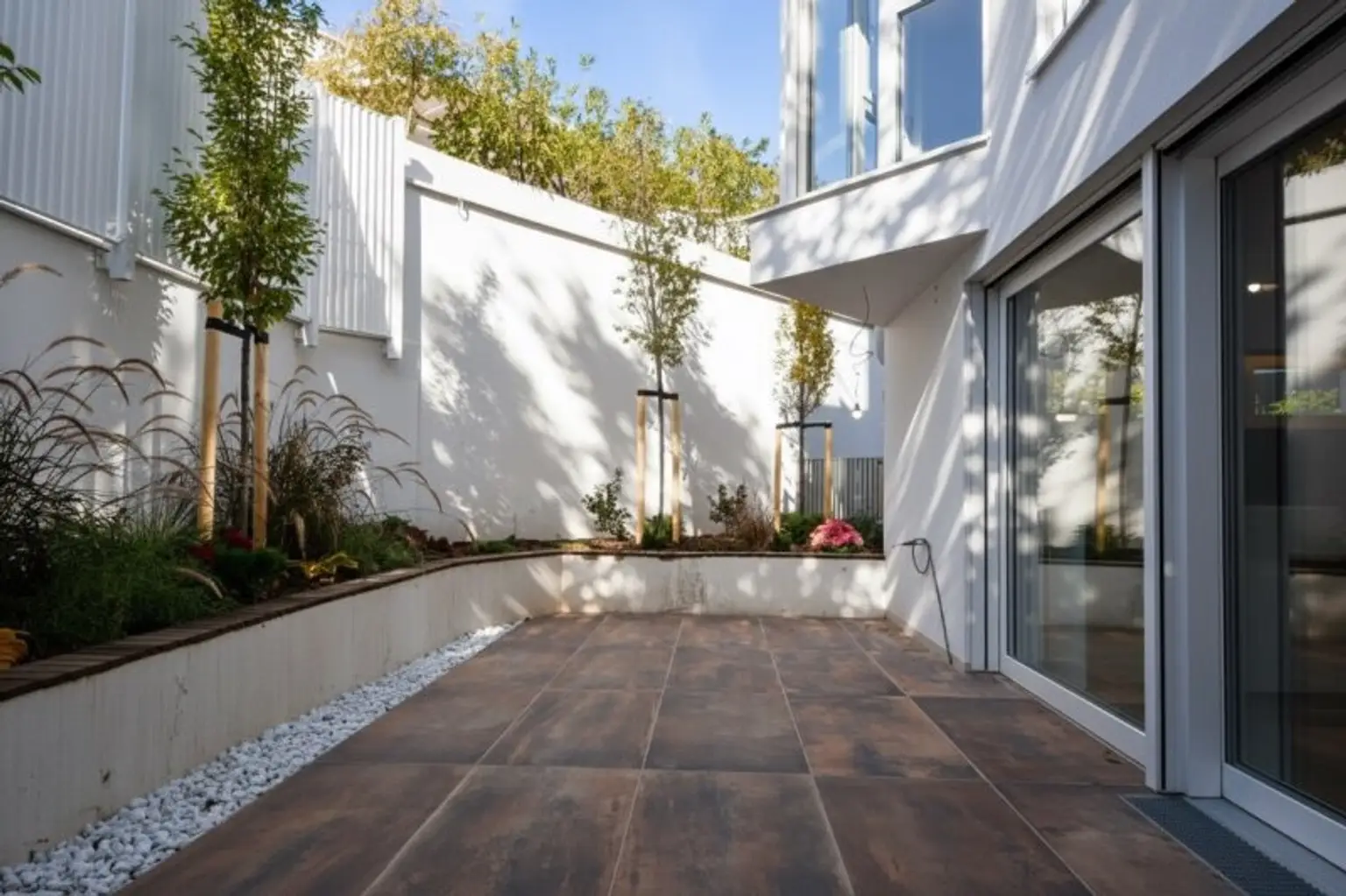 THE UNIQUE HILL SIDE RESIDENCES