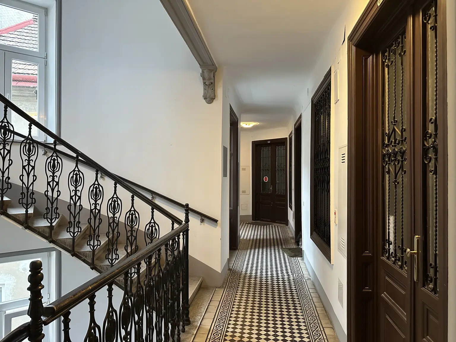 Leistbare Familienwohnung mit kleinem Balkon mitten im Grätzl