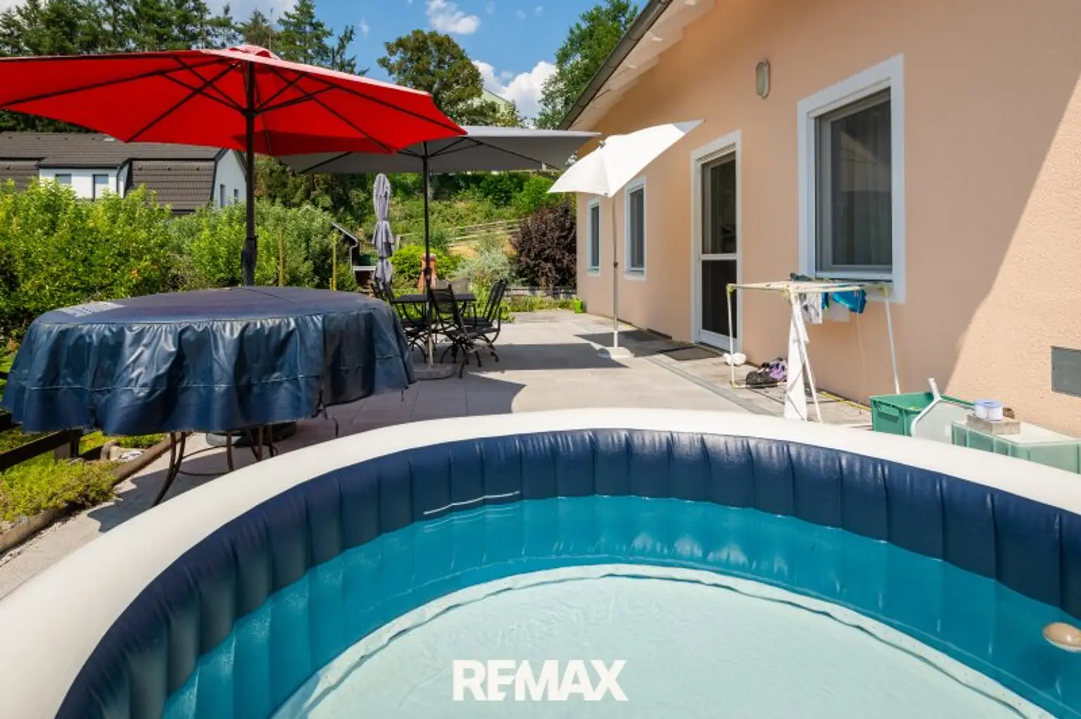 Terrasse mit Whirlpool