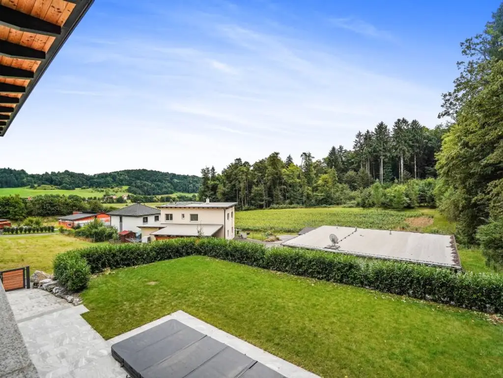 Vulkanland-Idylle trifft Design – Exklusives Architektenhaus in Kirchbach