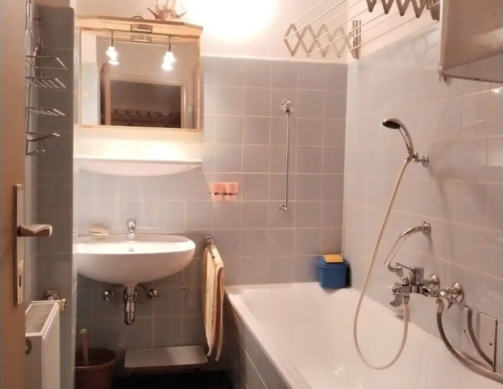 Charmante 2-Zimmer-Wohnung mit viel Potenzial am Spallerhof zu verkaufen!