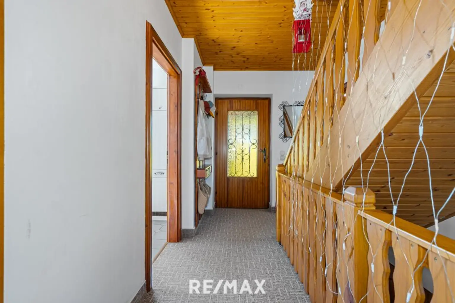 Eingangsbereich mit Treppe