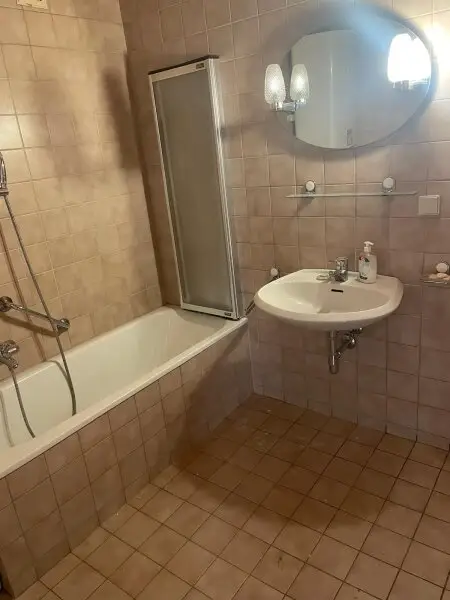 BLICK AUF DEN KALVARIENBERG NATURNAH