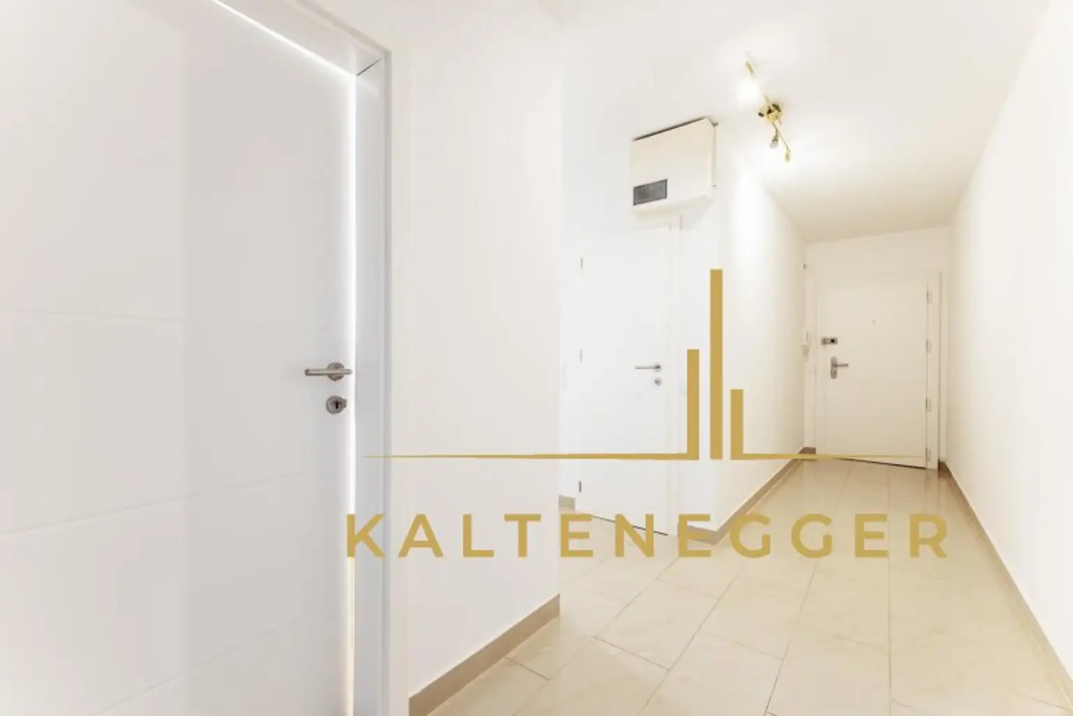 Traumhafte 3 Zimmer-Wohnung mit Loggia - WG-tauglich