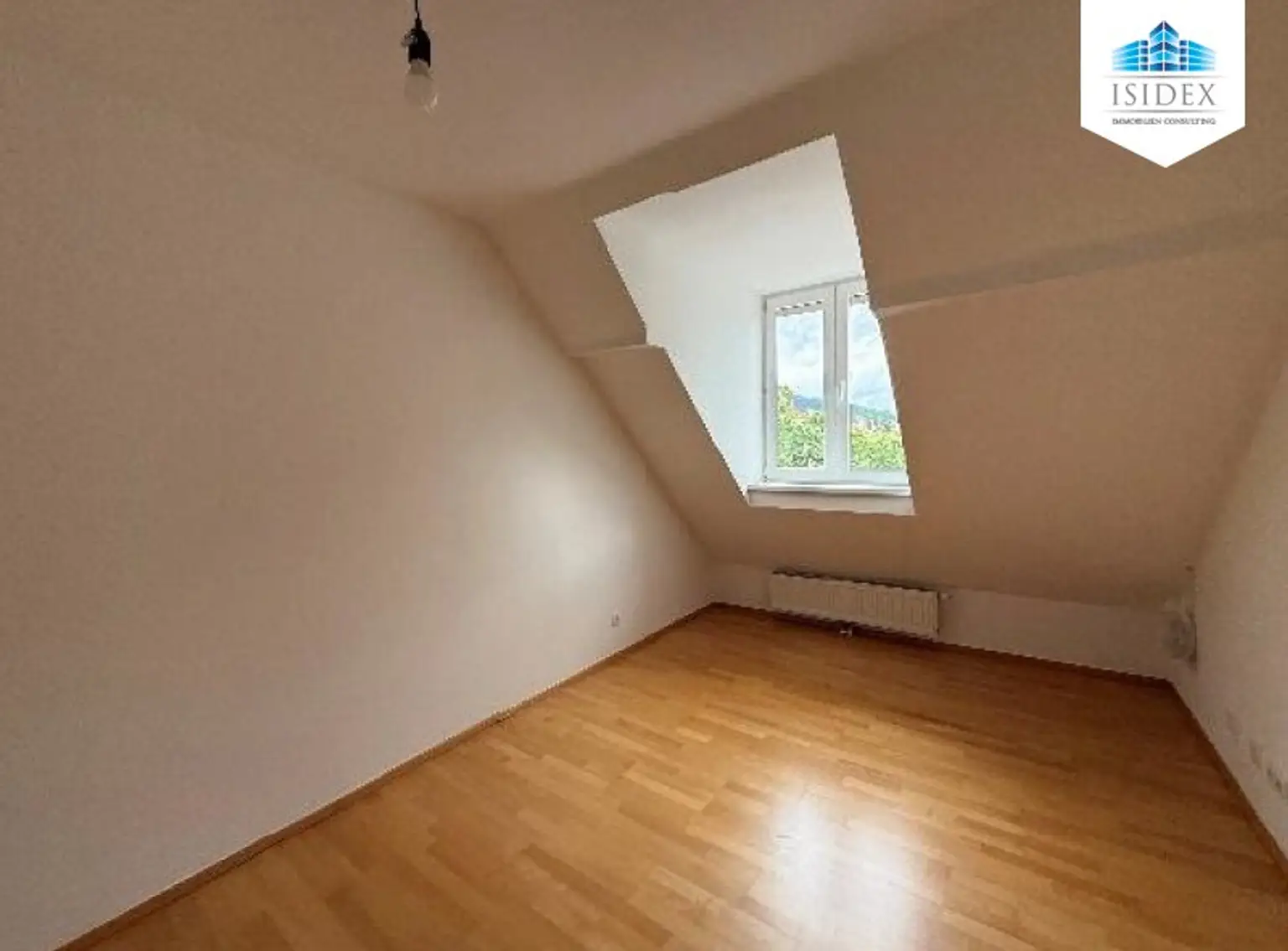 Dachgeschosswohnung im Herzen der Kurstadt Baden