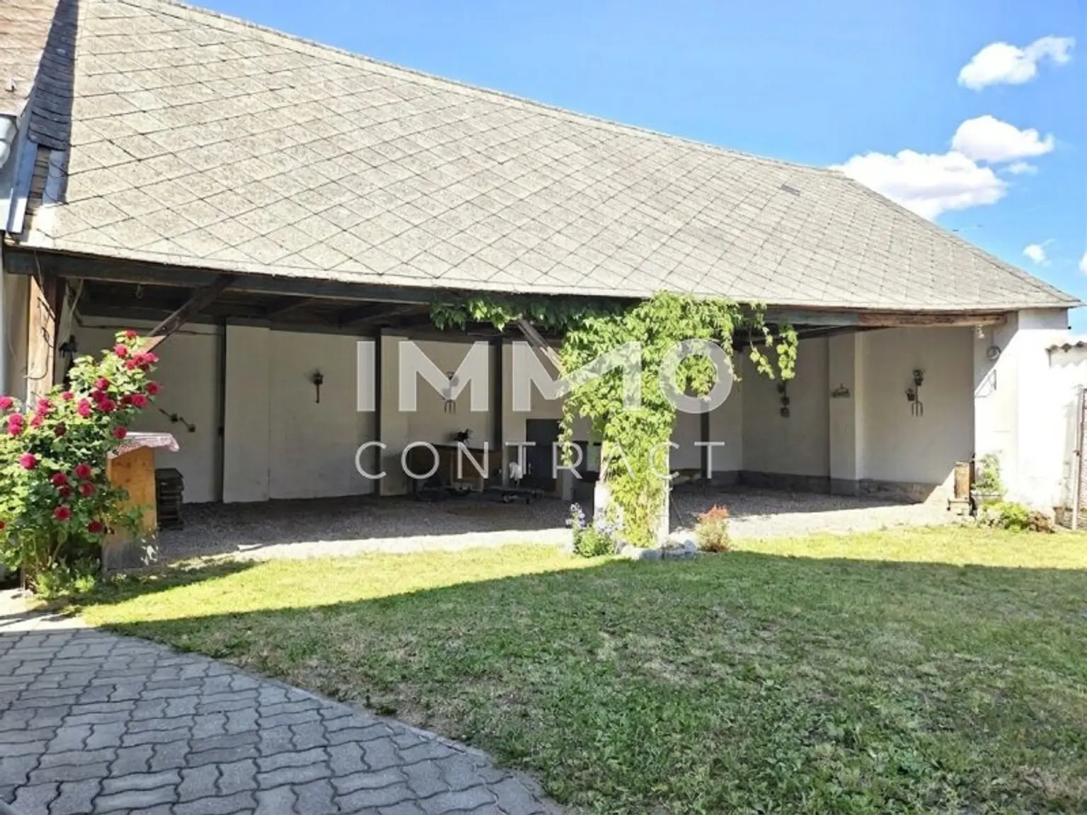 Innenhof mit Schuppen Ansicht 2