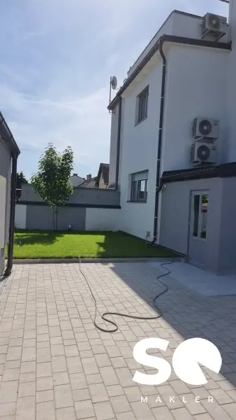 #SQ - WIENER NEUSTADT: EXKLUSIVES WOHNEN UND ARBEITEN UNTER EINEM DACH NAHE DEM STADTZENTRUM