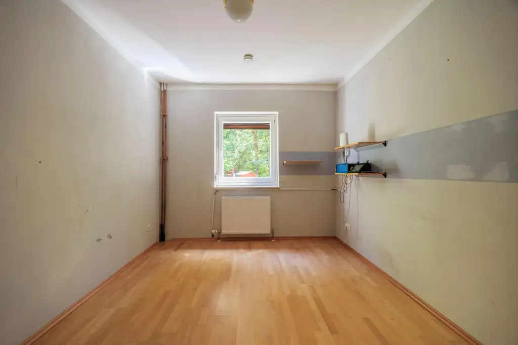 Mehrfamilienhaus mit Park