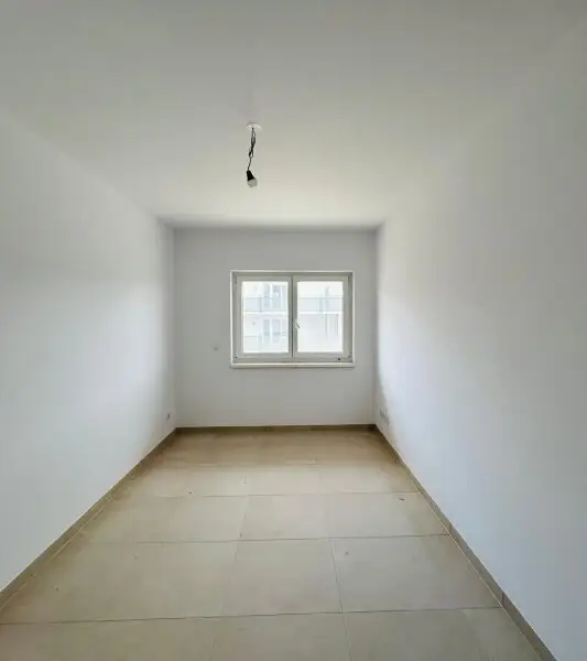 Traumhafte Doppelhaushälfte - Erstbezug, 5 Zimmer, Garten, Terrasse, 2 Stellplätze - Nähe Bahnhof!