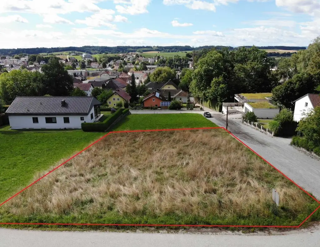 Traumhaftes Baugrundstück in Neumarkt - Ihr Eigenheim auf 914m² für € 240.000 !