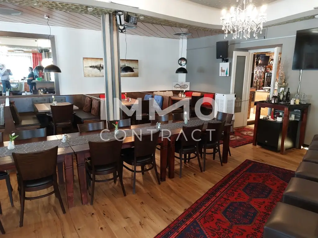 EINZIGARTIGES BETRIEBSBEREITES HOTEL-BAR-RESTAURANT AM HAUPTPLATZ